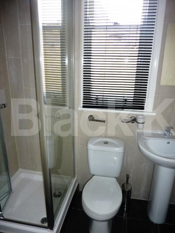 			RENT INCLUSIVE OF BILLS!, Studio Apartment, 1 bath, 1 reception Flat			 Chuchway, EUSTON